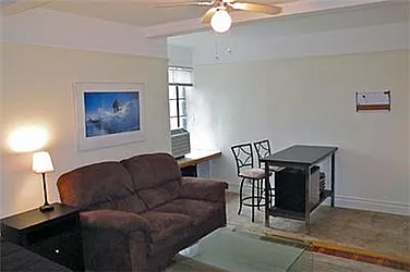 Rented by R New York