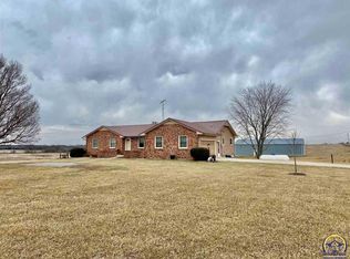 17382 S Scranton Rd, Scranton, KS 66537