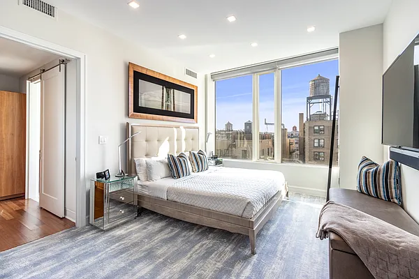 Sold by Brown Harris Stevens | media 5