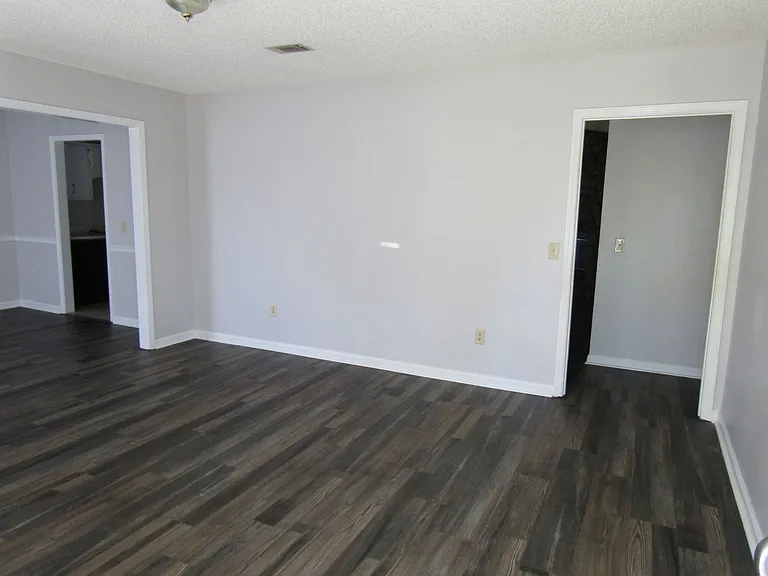 110 Tempest Ln — Photo 5