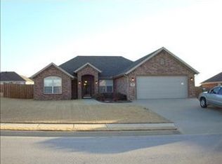 330 Coopers Farm Rd, Centerton, AR 72719
