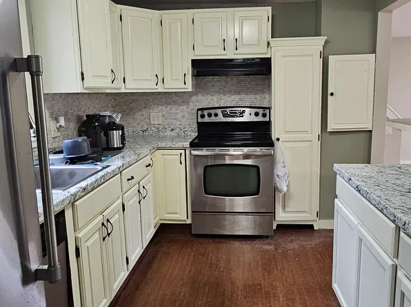 (undisclosed Address), Peterborough, NH 03458