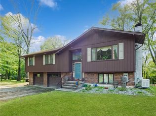 53 Masten Rd, Pleasant Valley, NY 12569