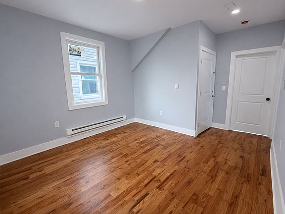 5th image of 172 Hollywood Ave Floor 3