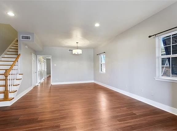 4th image of 6864 Orleans Ave