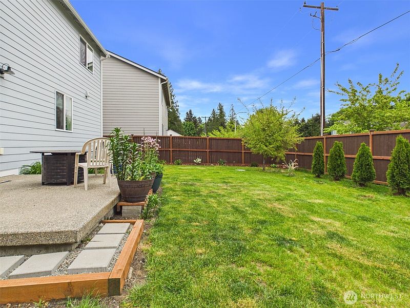 4th image of 7049 Quinn Court SE