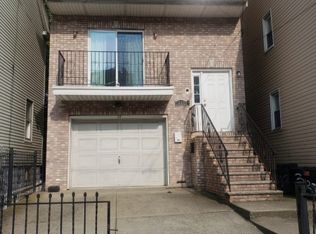 328 S 19th St FLOOR 2, Newark, NJ