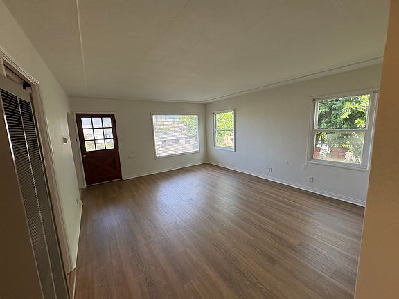 2nd image of 7649 Saranac Ave
