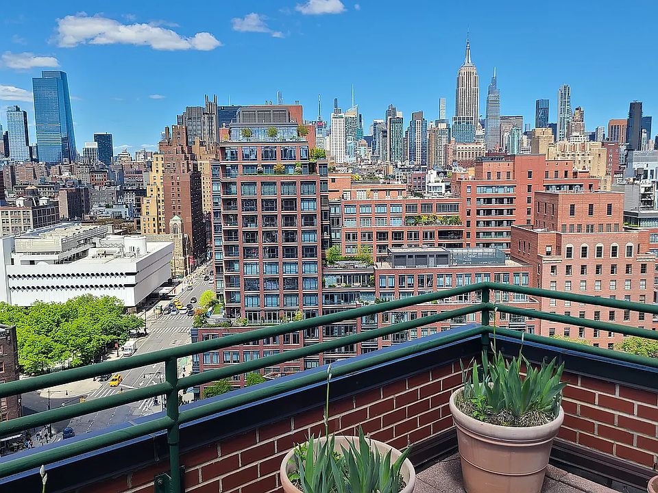 1st image of 15 Charles St Penthouse C