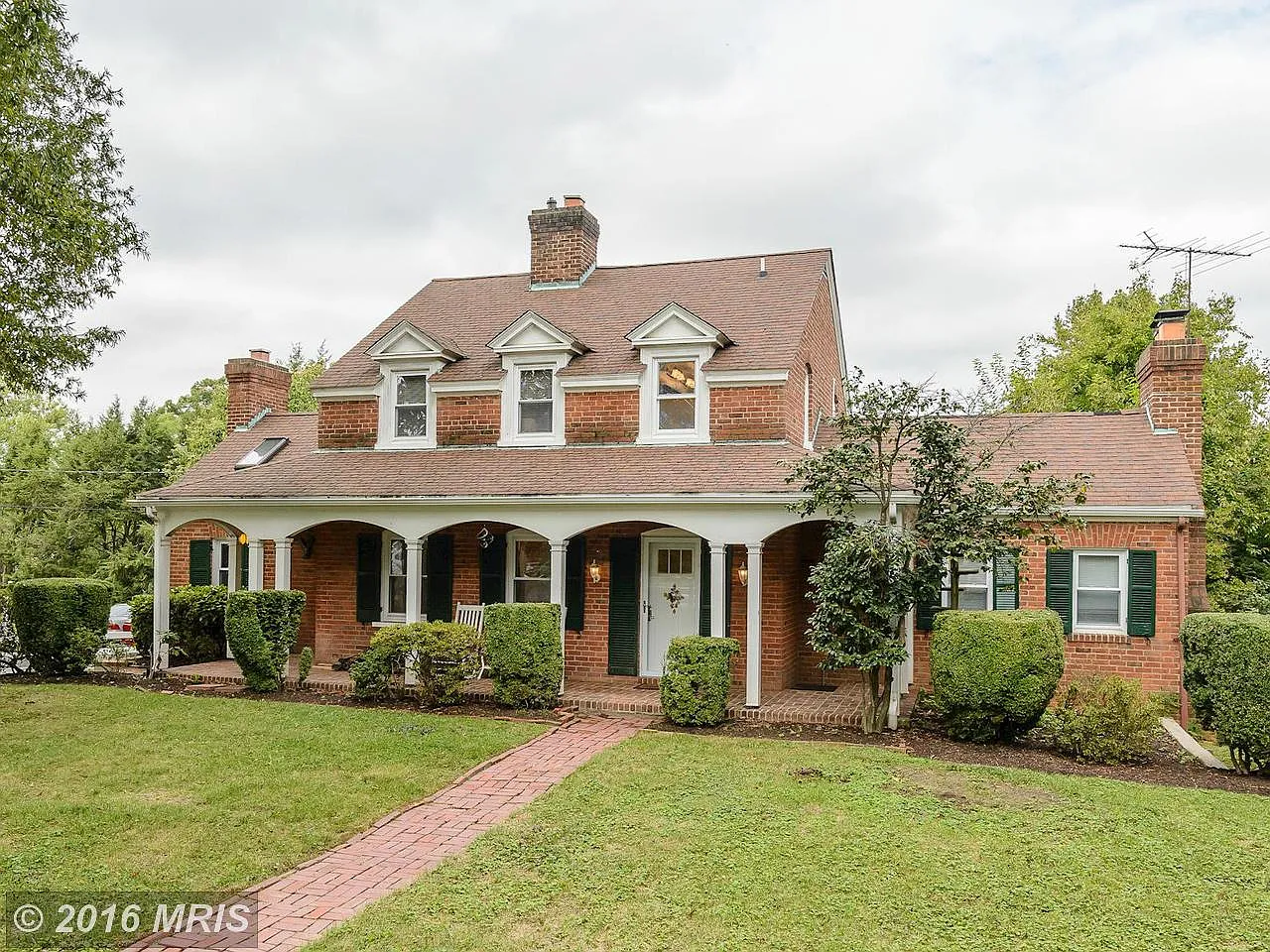 3402 Rosemary Ln photo 1