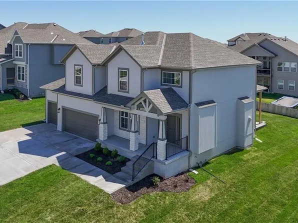 2739 W Park St, Olathe, KS 66061