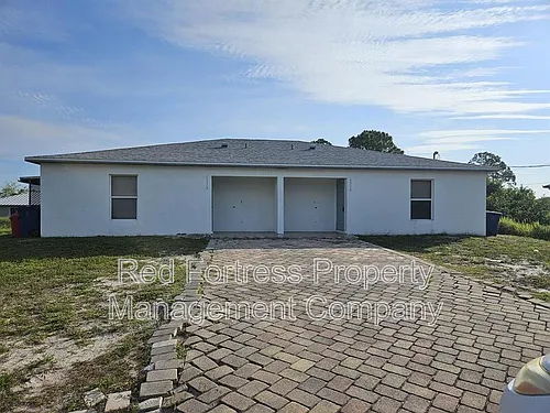 4512 Leonard Blvd S Photo 1