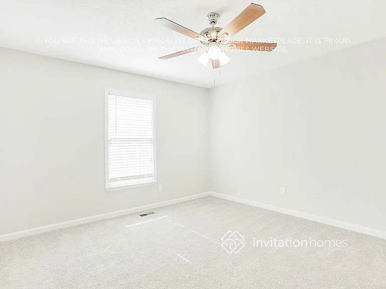 460 Austin Dr — Photo 18