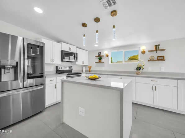 3736 W WETHERSFIELD Road, Phoenix, AZ 85029