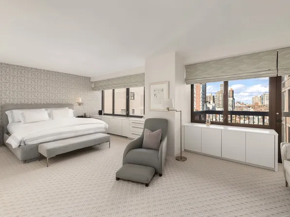 422 East 72nd Street image 8 of 18