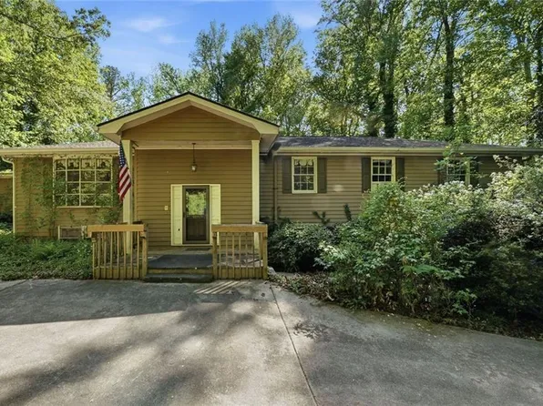 1453 Clearview Dr NW, Acworth, GA 30102