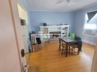1233 Chicago Ave APT 11, Evanston, IL 60202