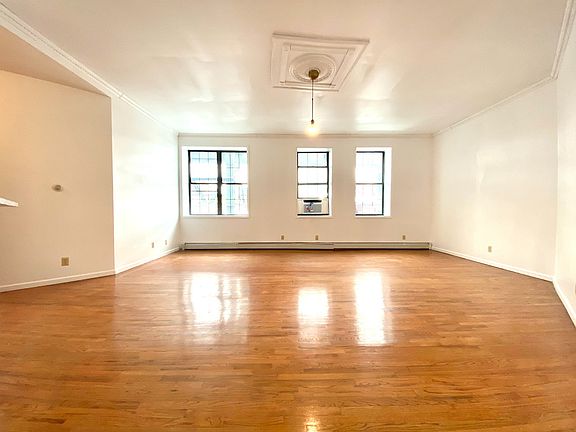 2nd image of 926 Broadway APT 2C