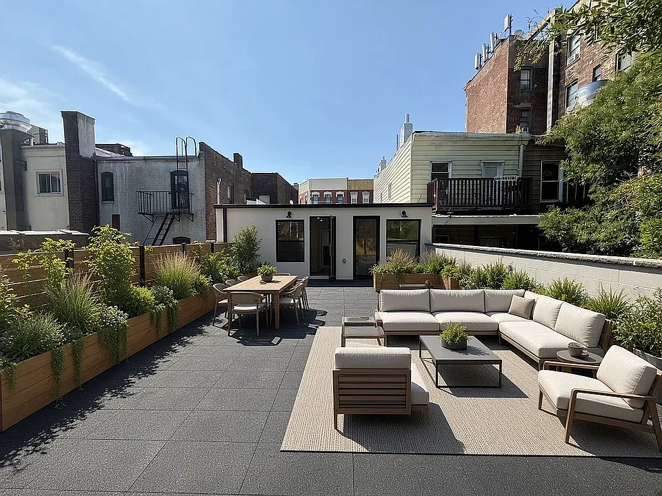 644 Manhattan Ave #Penthouse 2
