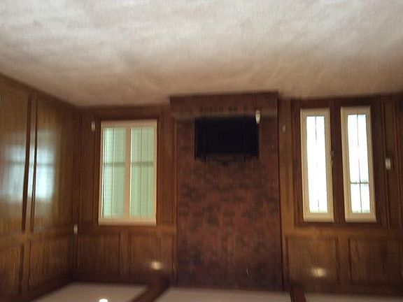 5th image of 4100 Dickerson Ct