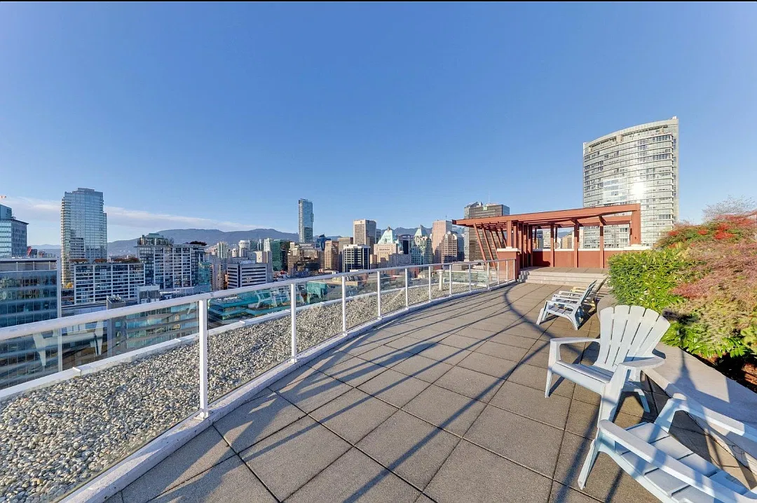 1 bed, 745 sqft, $3,200 — Photo 1