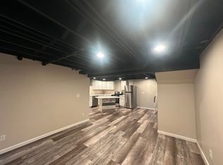 2724 4th St #6, Peru, IL 61354