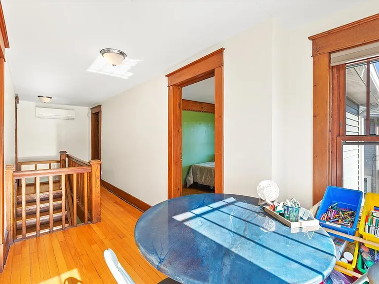 271 Delaware Ave — Photo 8