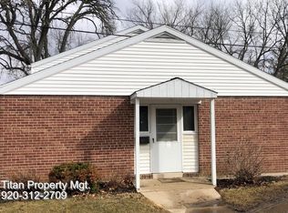 422 Oak St, Ripon, WI 54971