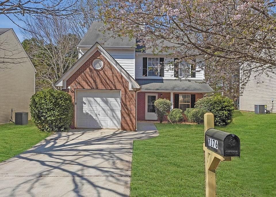 1st image of 7176 Ravenwood Ln