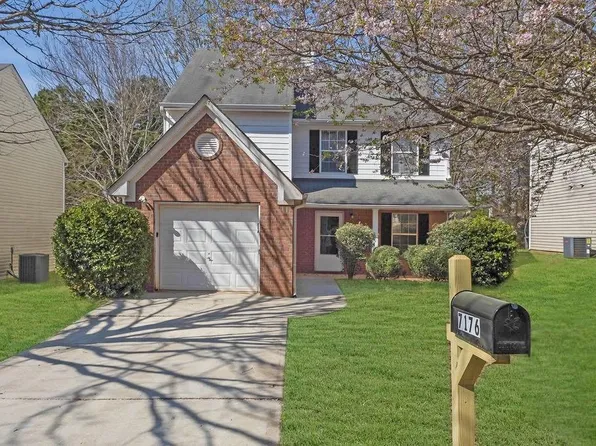 7176 Ravenwood Ln, Lithonia, GA 30038