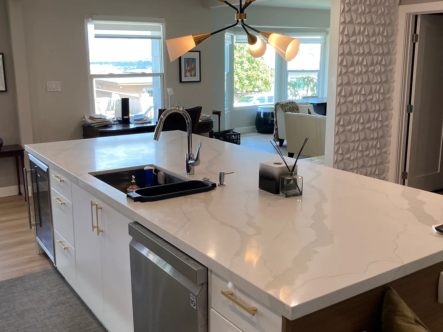 3 bed, 1492 sqft, $5,650 — Photo 3