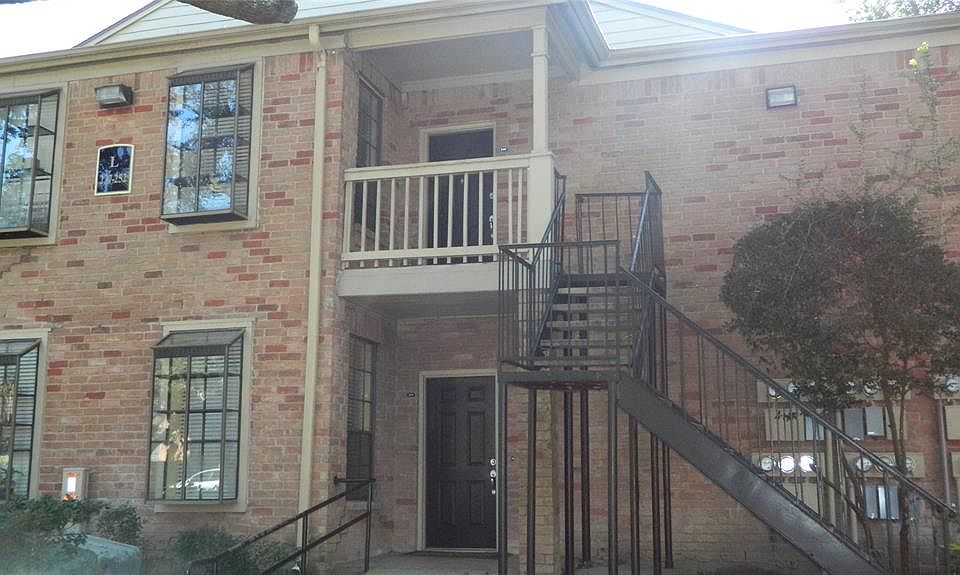 1st image of 2255 Braeswood Park Dr APT 246