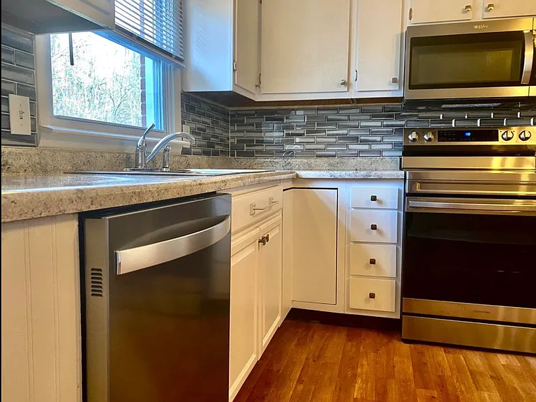 10477 Sprinkle Rd #2 — Photo 3