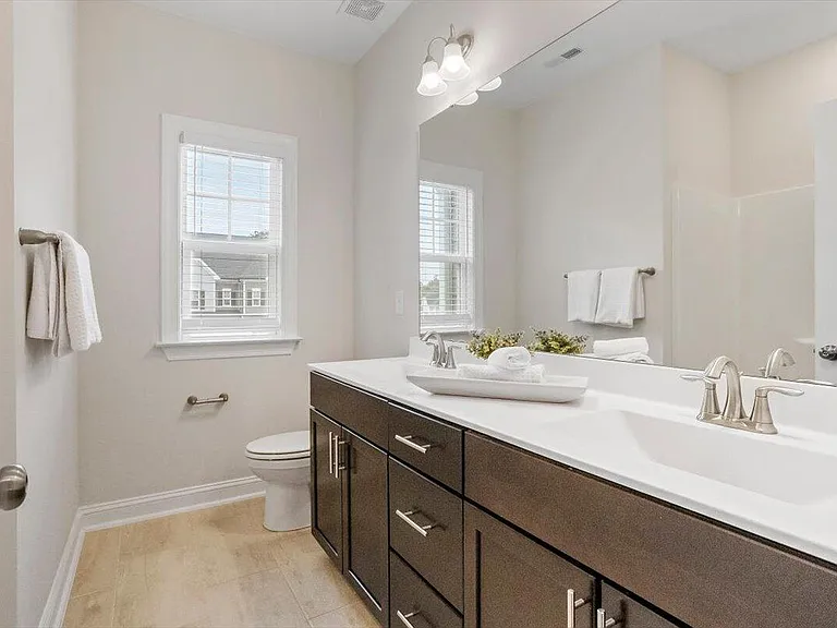 1829 Knights Crest Way — Photo 34