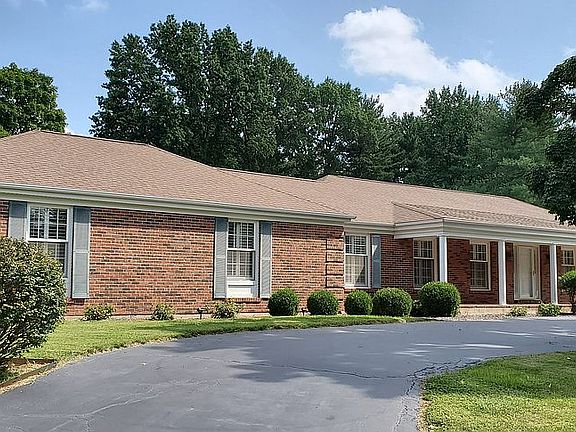 2nd image of 372 Pebble Acres Dr