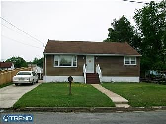 1st image of 74 Queen Ave