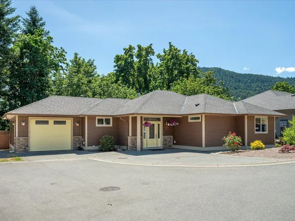 313 Holland Creek Pl #6, Ladysmith, BC V9G 1T6