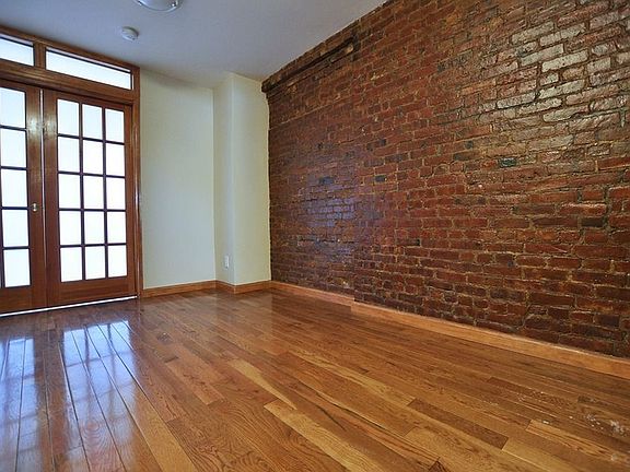 3rd image of 186 1st Ave APT 8