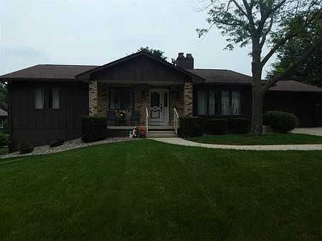 1st image of 2521 Minnetonka Dr