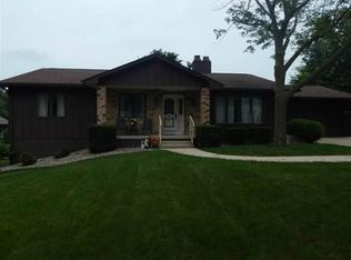 2521 Minnetonka Dr, Cedar Falls, IA 50613