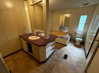 315 Wood Gate Dr, Seneca, SC 29678