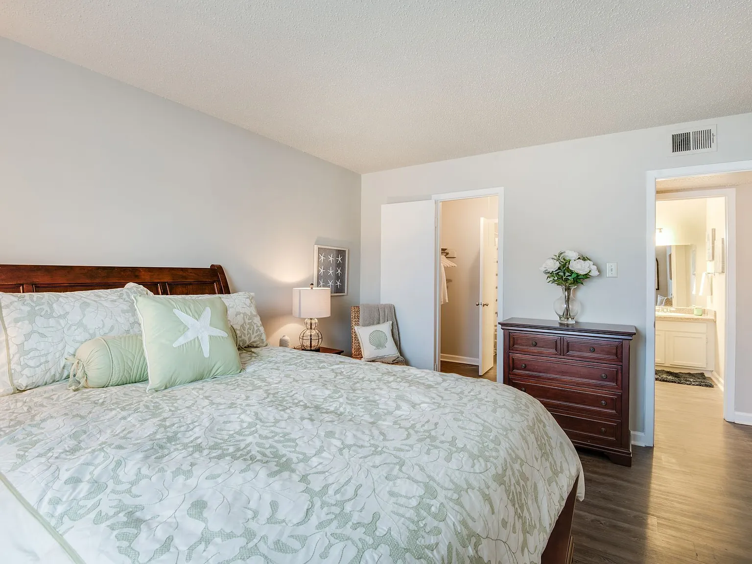 Oakleigh Apartments — Photo 4