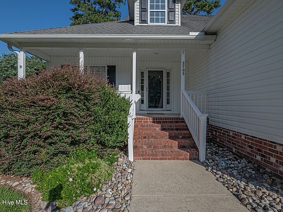 5th image of 2705 River Chase Drive