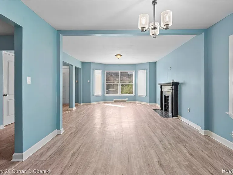 4220 Webb St — Photo 9
