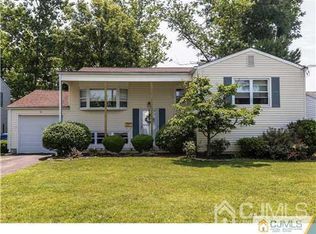 13 Bloomfield Ave, Iselin, NJ 08830
