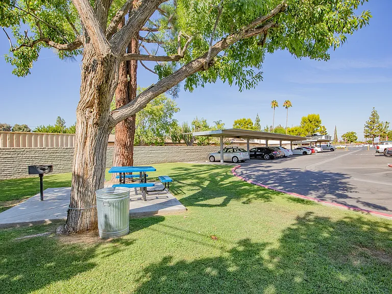 Serramonte Park — Photo 10