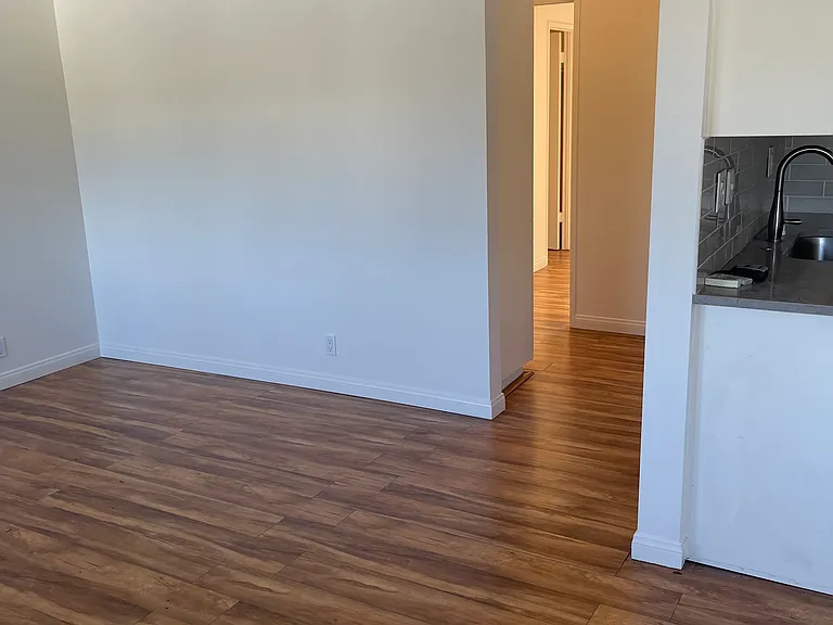 1239 E Lexington Dr #3 — Photo 5