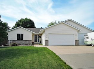 1195 SE 18th St, Owatonna, MN 55060