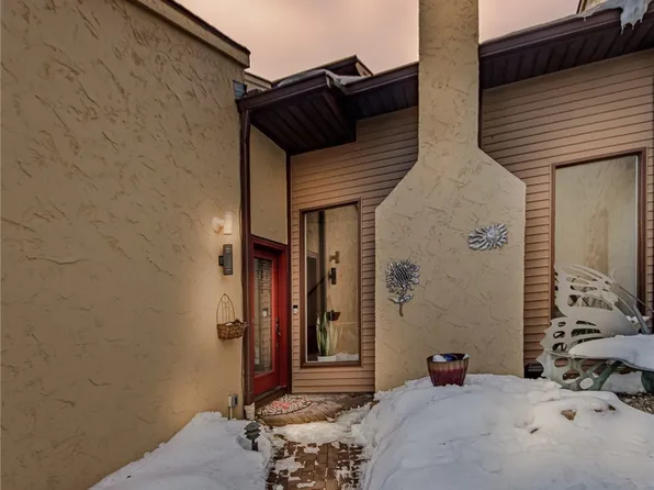 1684 Brookwood Dr, Akron, OH 44313