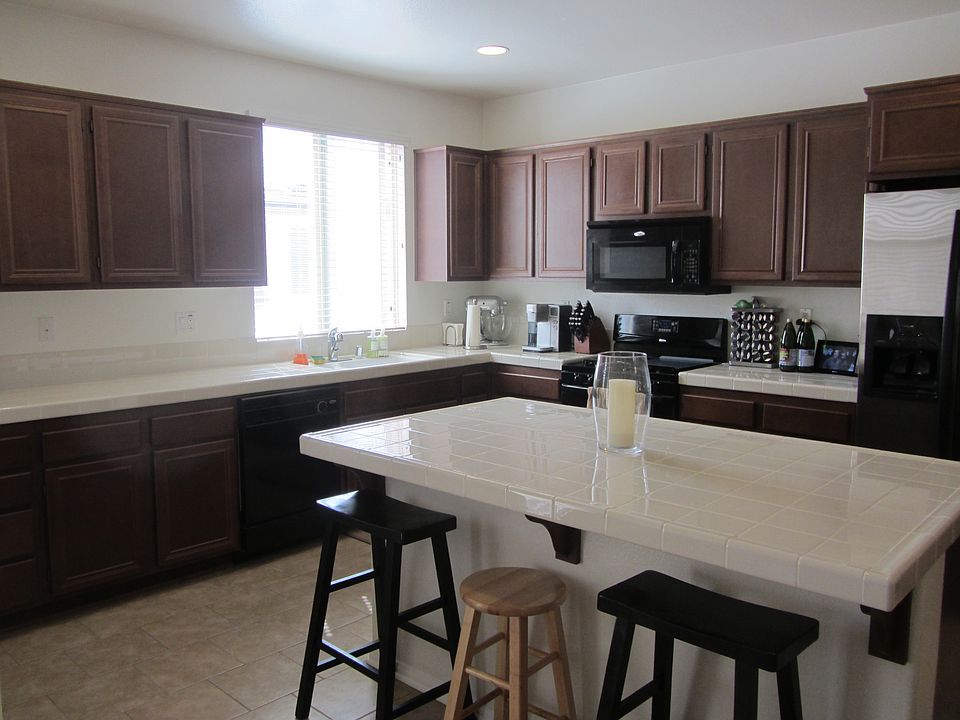1st image of 347 W Citracado Pkwy #13